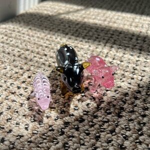Lenox glass trio of pigs :)